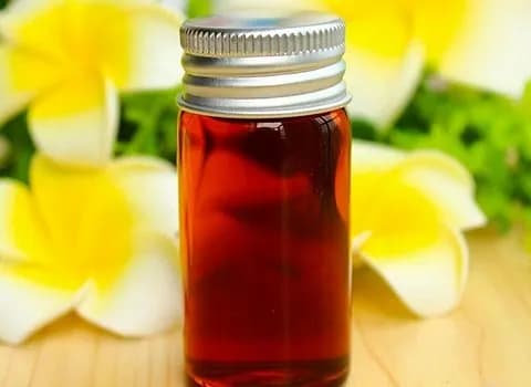 تصویر 2 از عصاره زعفران بهرامن رنگ و رایحه دلچسب